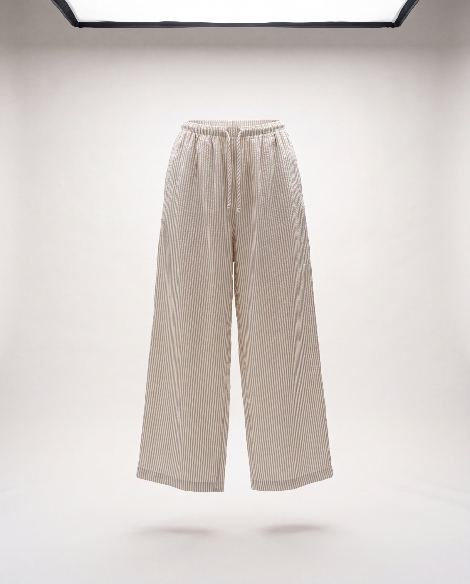 Pantalon plissé écru Mellari — détail